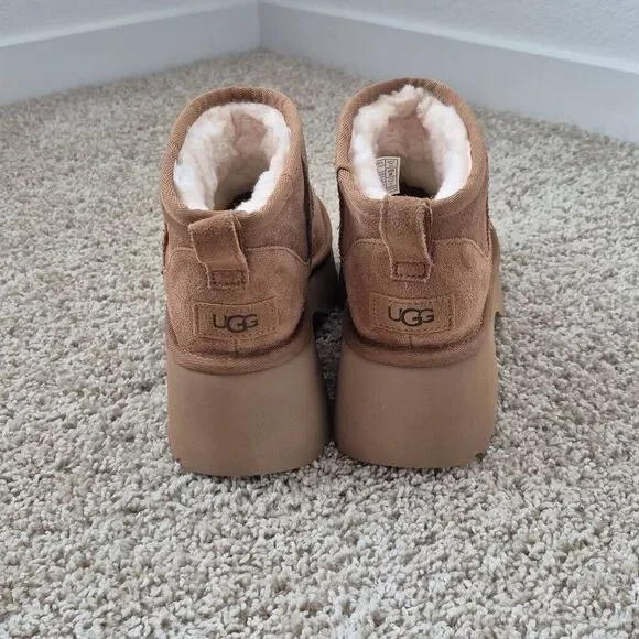 UGG CLASSIC ULTRA MINI HEIGHTS HICKORY PLATFORM BOOTS SIZE 9